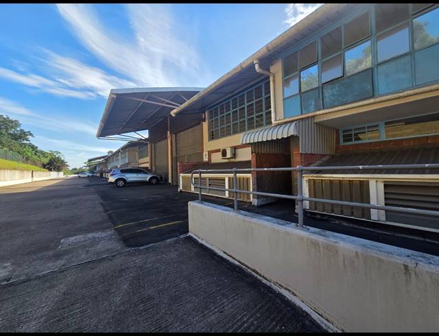 505M² WAREHOUSE TO LET IN PINETOWN CENTRAL